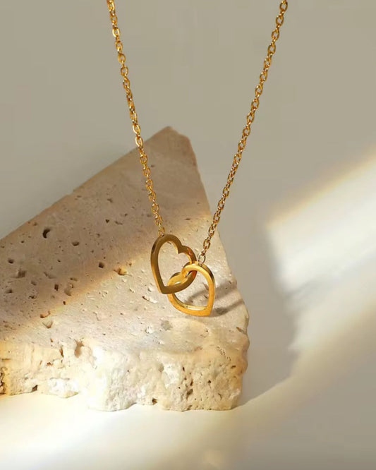 Dainty Interlocking Hearts Necklace 18k Gold plated