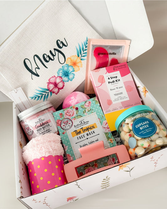 Sweet sixteen birthday gift box / Teenager spa Gift basket for Girls1