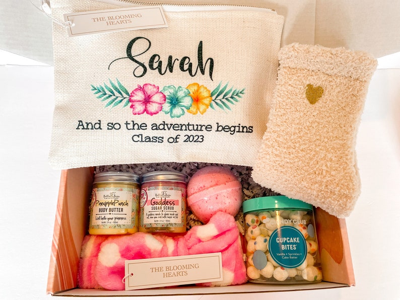 Graduation gift box class of 2024 / Teenager Graduation Gifts personalized / Teen or tween gift / Graduation Makeup Bag / pamper spa box