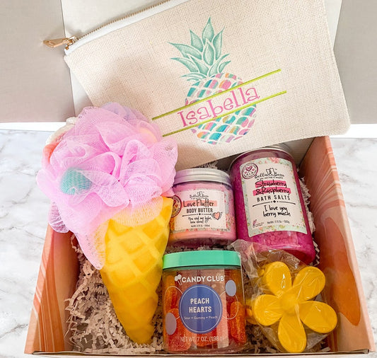 Tween or Teen birthday gift personalized for girl / Teenager / Pamper spa Gift Box Granddaughter niece daughter gift / cosmetic Toiletry Bag