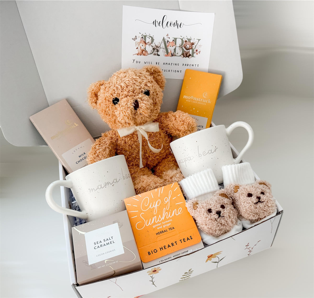 New parents gift basket / Expecting Parents Gift Box / New Mom and Dad care package / Pregnancy Gift Box / New Baby Gift Basket / teddy bear