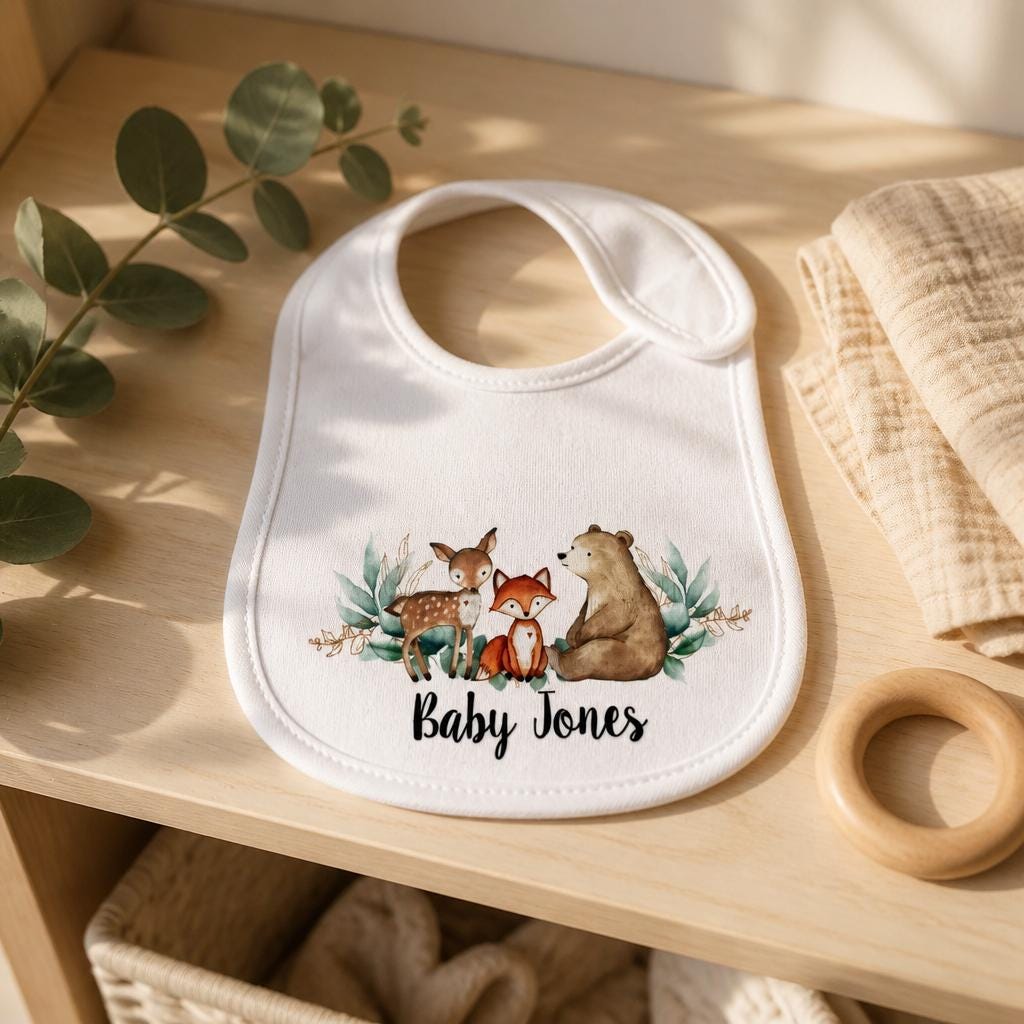 Grandparents Pregnancy Announcement gift box / New grandma, aunt sister, pregnancy reveal / personalized bib / first Grandchild Announcement